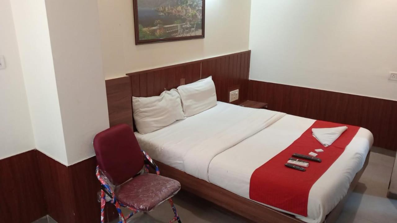 Terminus Square Hotel Kurla Luaran gambar