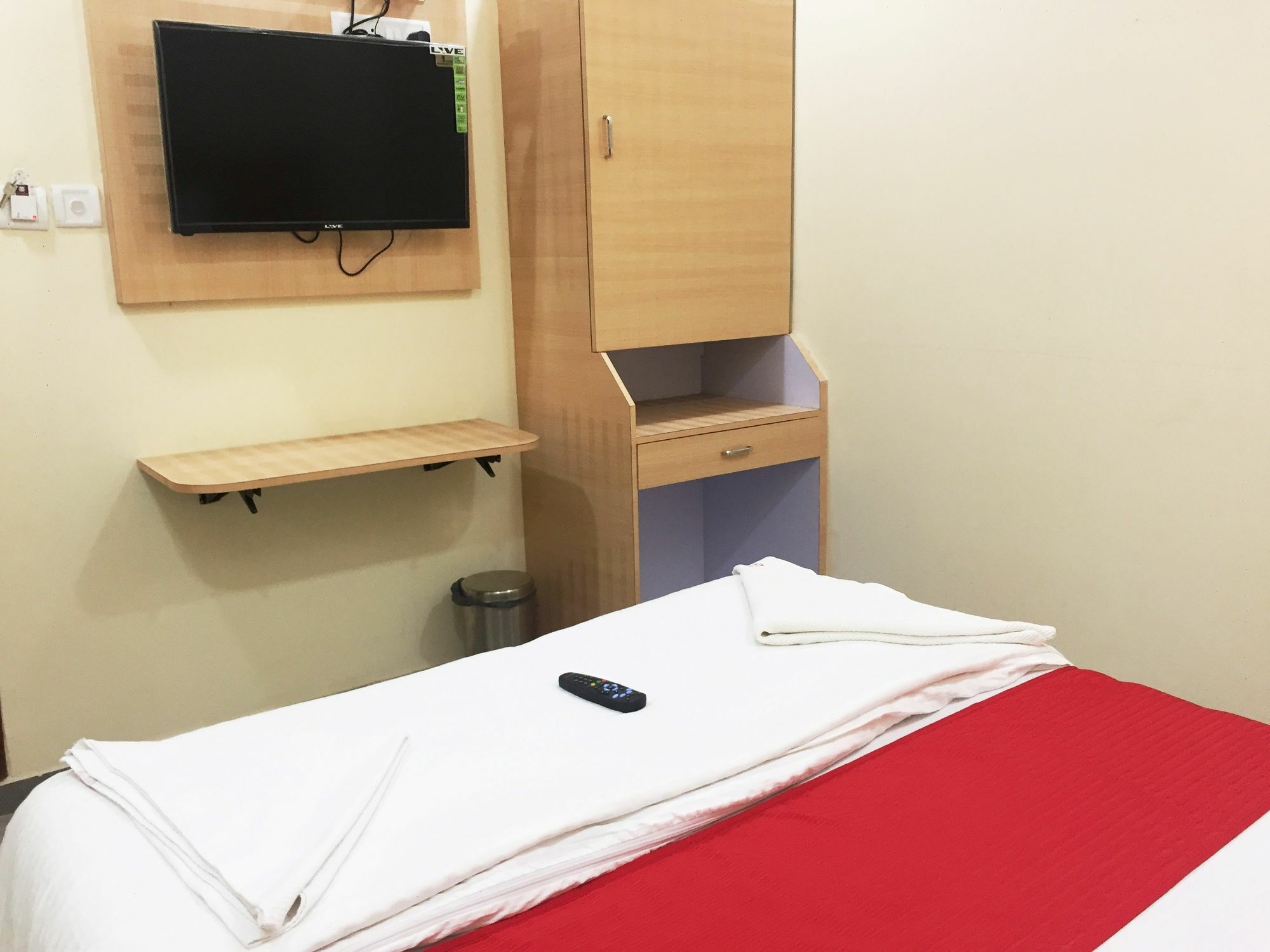 Terminus Square Hotel Kurla Luaran gambar