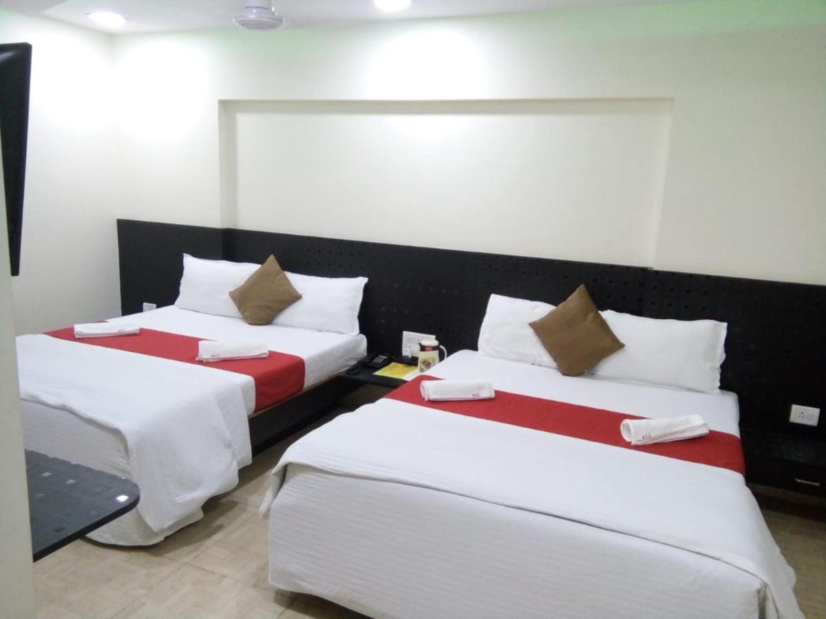 Terminus Square Hotel Kurla Luaran gambar